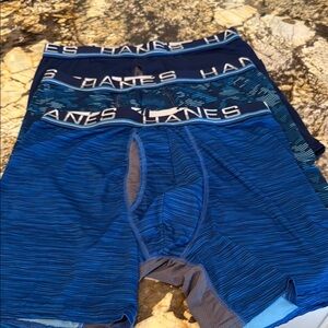 Hanes Blue Boxer Briefs Moisture-Wicking Performance with support pouch.
New 3pk